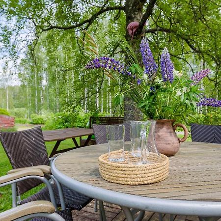 Poppelstrand Nuuksio, Pet Friendly Guest Apartment Exteriör bild