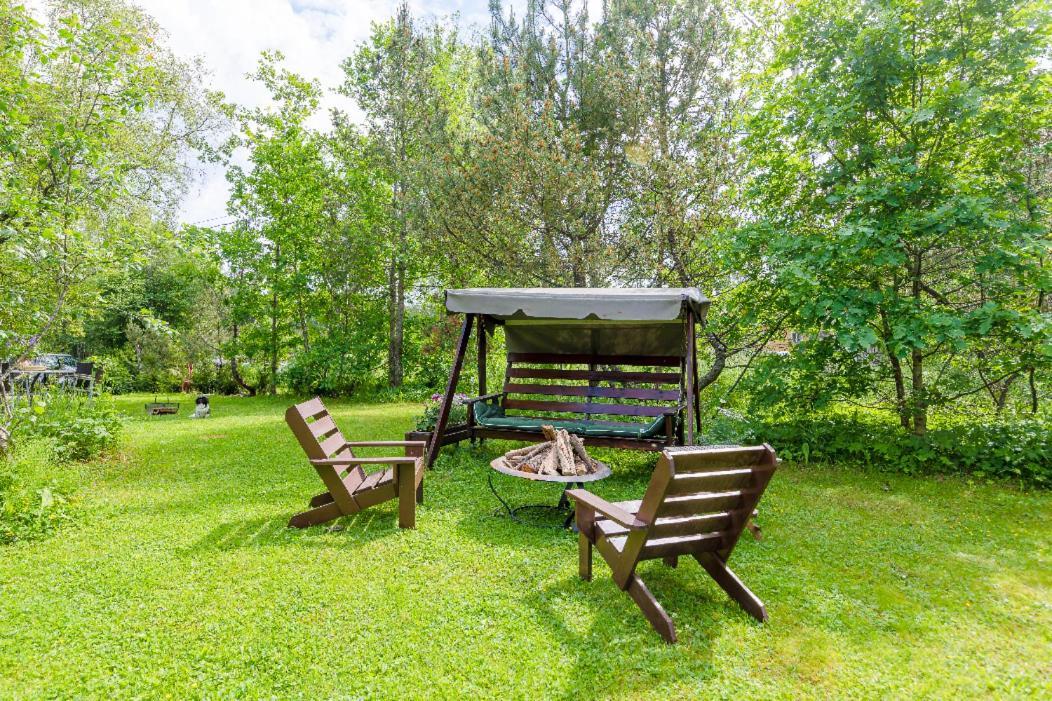 Poppelstrand Nuuksio, Pet Friendly Guest Apartment Exteriör bild