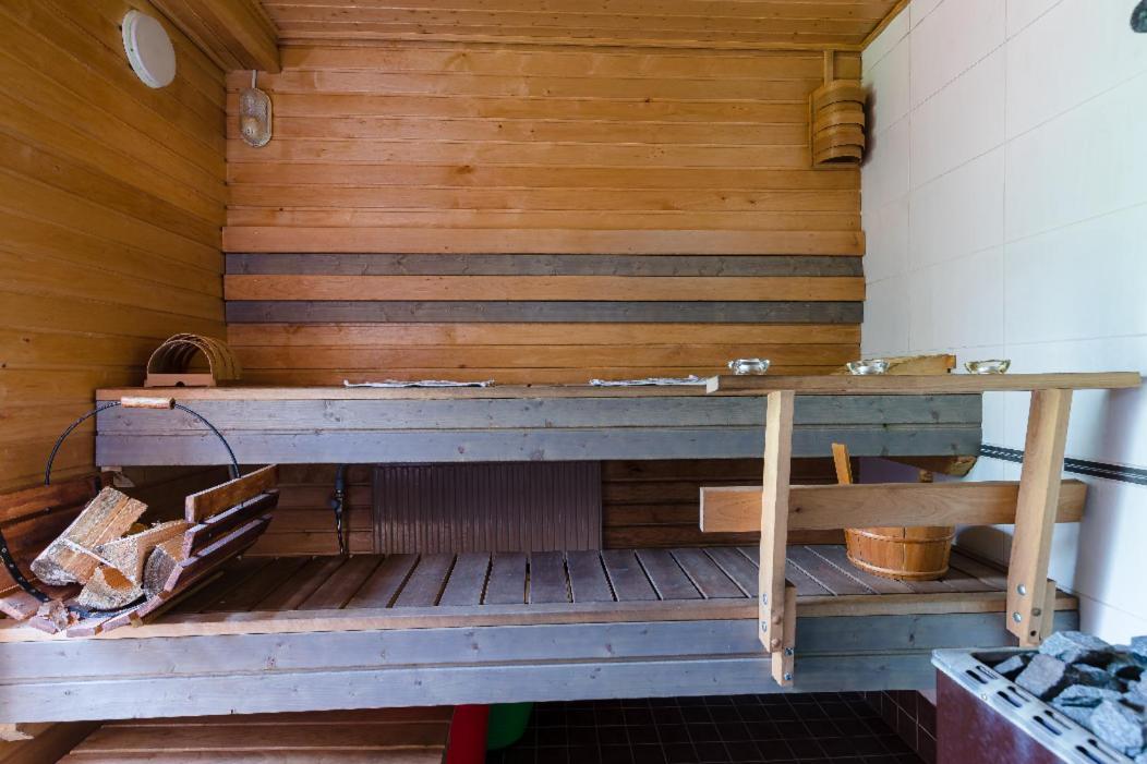 Poppelstrand Nuuksio, Pet Friendly Guest Apartment Exteriör bild