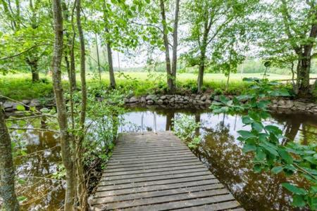 Poppelstrand Nuuksio, Pet Friendly Guest Apartment Exteriör bild